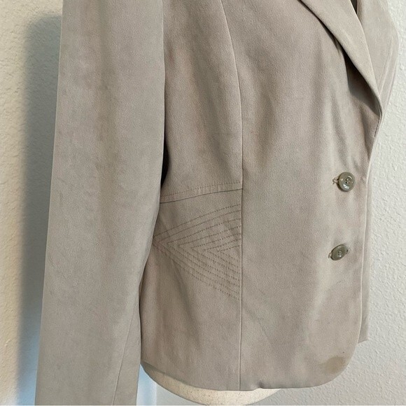 Cato Cream Tan Blazer Jacket Unique Waist & Back Detail Suede Soft Feel Size 12 - Picture 3 of 10